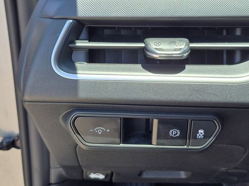 Used 2025 Kia K4 FWD image 33