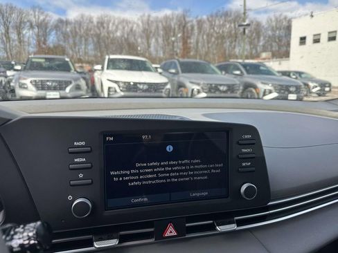 New 2026 Hyundai Elantra Blue image 23