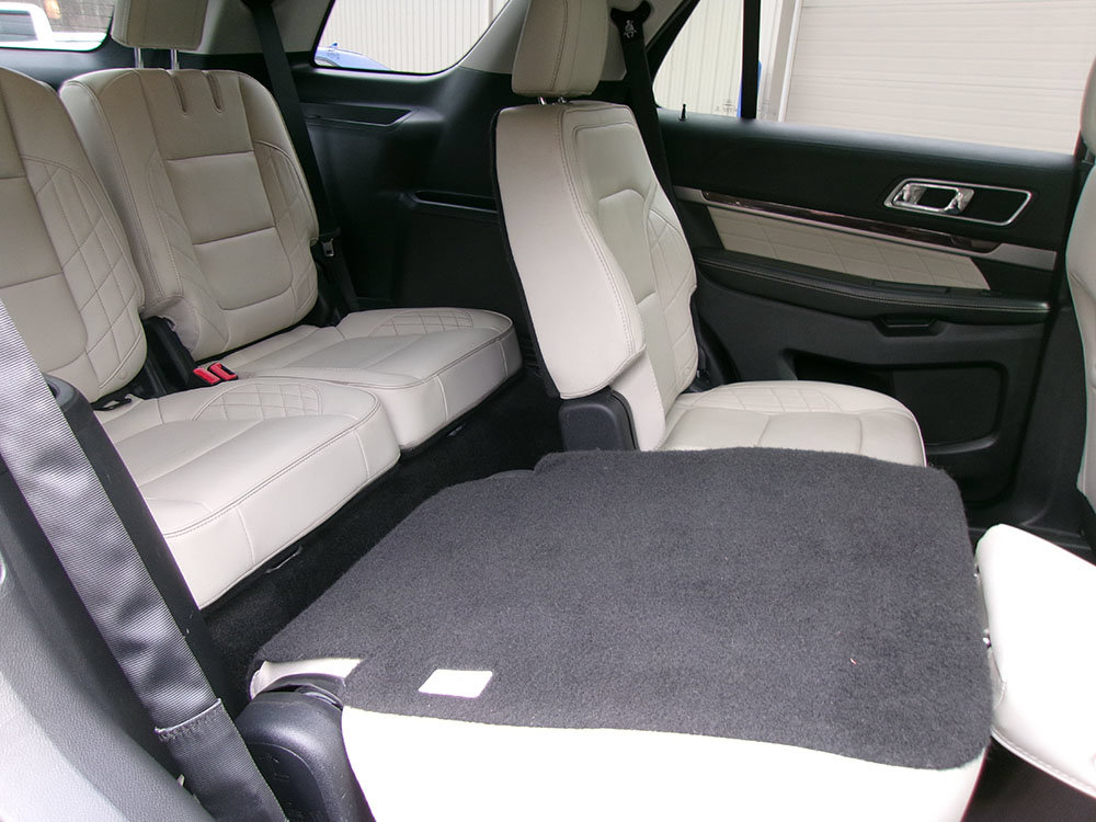 Used 2017 Ford Explorer Platinum AWD/4WD image 12