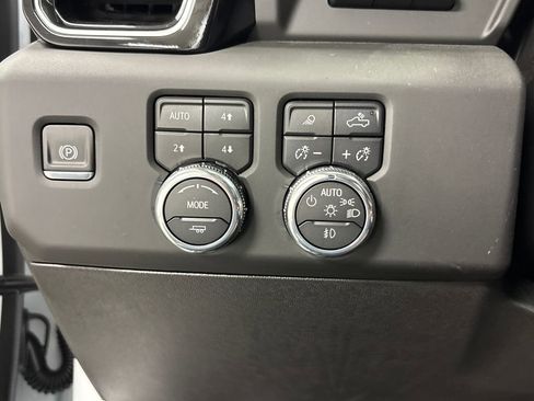 New 2026 GMC Sierra 2500 Denali Ultimate w/ Max Trailering Package image 32