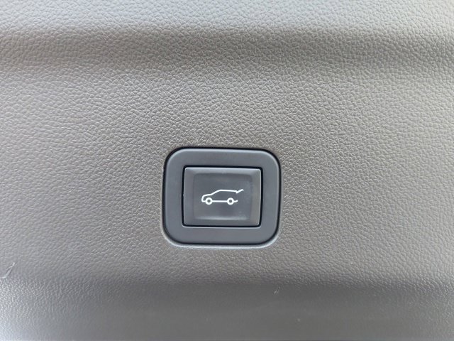 Used 2024 GMC Yukon Denali AWD/4WD image 20