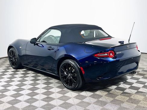 New 2026 MAZDA MX-5 Miata Club w/ Weather Package RWD image 5