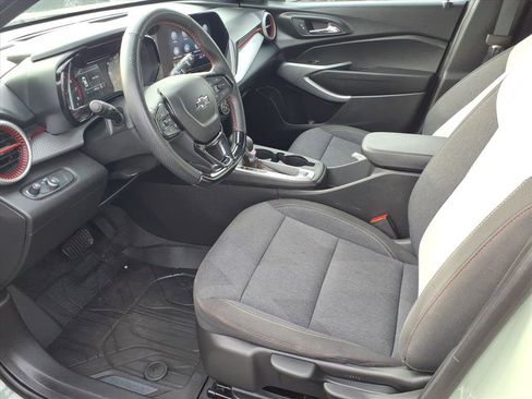 Used 2024 Chevrolet Trax RS w/ Driver Confidence Package image 20