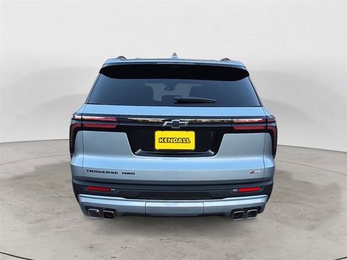 Certified 2024 Chevrolet Traverse Z71 w/ Enhanced Driving Package image 4