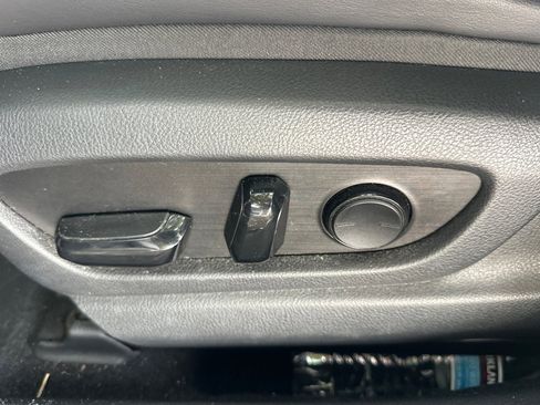 Used 2019 Lexus UX 200 F Sport w/ F Sport Premium Package image 14