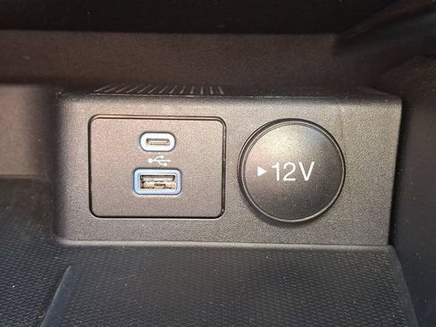 Certified 2022 Ford Escape SEL w/ SEL Stealth AWD Package image 24
