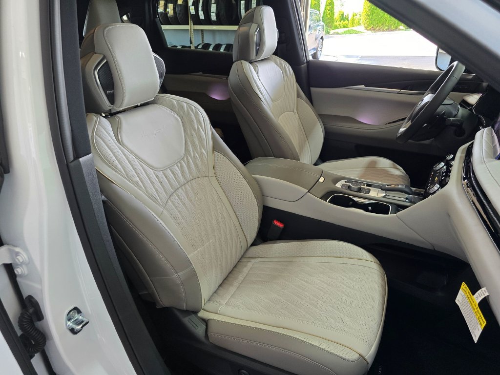 Certified 2027 INFINITI QX65 Autograph w/ Cargo Package AWD/4WD image 29