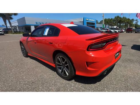 Used 2023 Dodge Charger R/T w/ Harman/Kardon Audio Group RWD image 4
