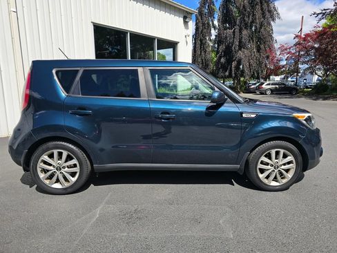 Used 2017 Kia Soul + w/ UVO Package FWD image 3