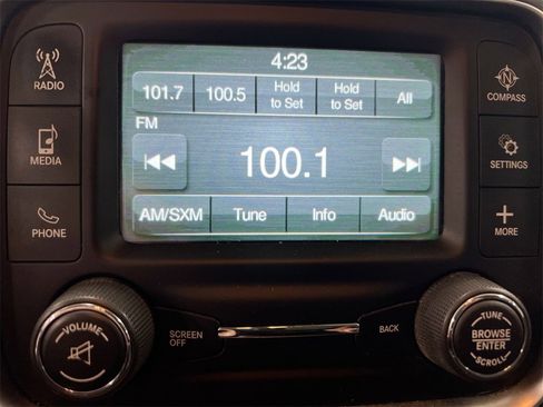 Used 2015 RAM 3500 Tradesman w/ Chrome Appearance Group image 9