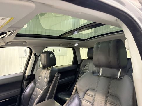 Used 2017 Land Rover Range Rover Sport Autobiography image 24