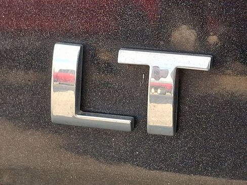 Used 2015 Chevrolet Malibu LT image 21