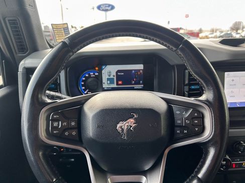 Certified 2021 Ford Bronco Black Diamond w/ Sasquatch Package image 27