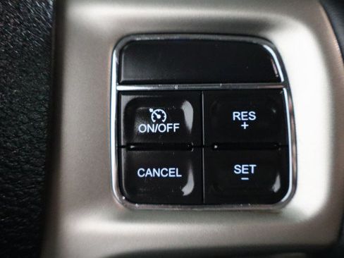 Used 2014 RAM 2500 Laramie w/ Convenience Group AWD/4WD image 38