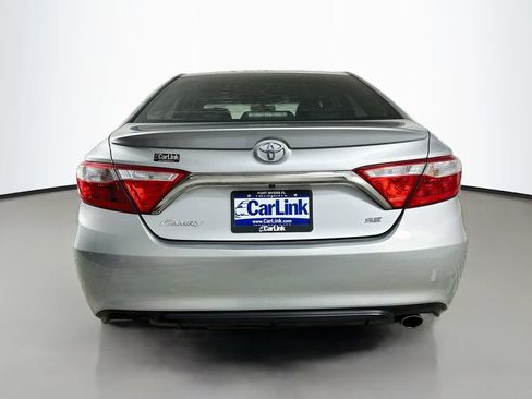 Used 2017 Toyota Camry SE FWD image 7