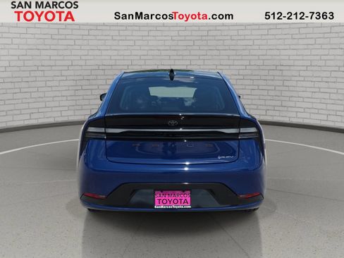 New 2026 Toyota Prius Plug-In Hybrid FWD image 6