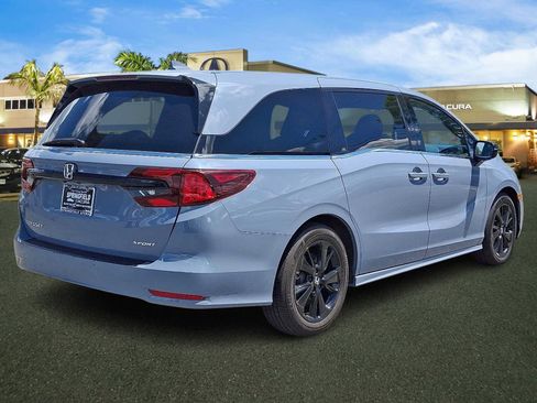 Used 2024 Honda Odyssey Sport image 7