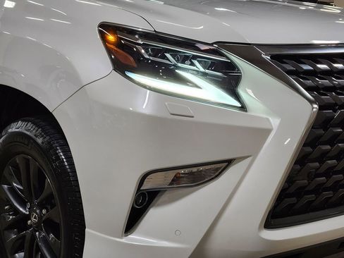 Used 2022 Lexus GX 460 Premium image 13