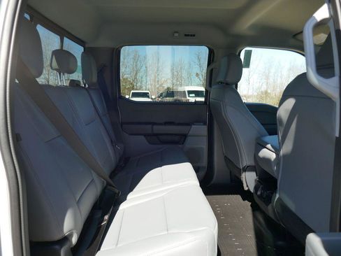 New 2026 Ford F250 XL w/ XL Off-Road Package image 13