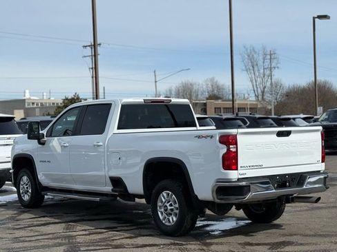 Used 2024 Chevrolet Silverado 2500 LT image 39