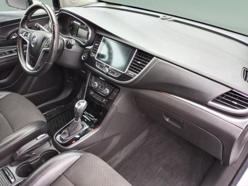 Used 2019 Buick Encore Preferred w/ Safety Package image 38