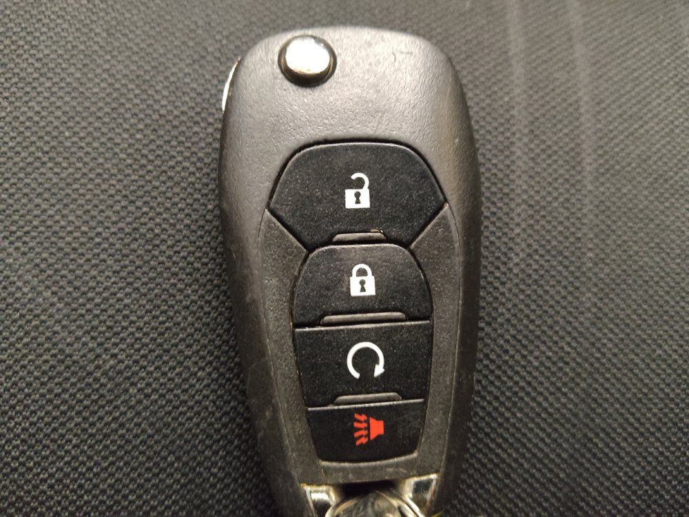 Used 2020 Chevrolet Trax LT FWD image 32