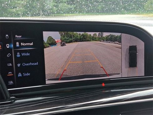 Used 2021 Cadillac Escalade Sport w/ LPO, Illumination Package image 20