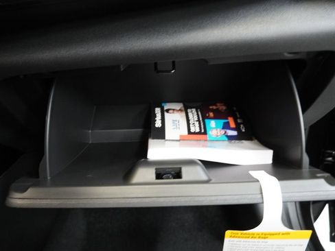 New 2026 Chevrolet Trax RS w/ Driver Confidence Package FWD image 35