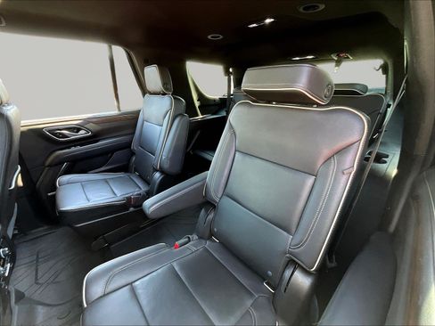 Used 2021 Chevrolet Tahoe Premier AWD/4WD image 22