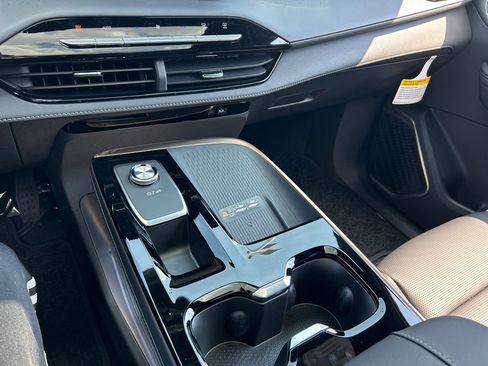 New 2026 Buick Enclave Avenir AWD/4WD image 27