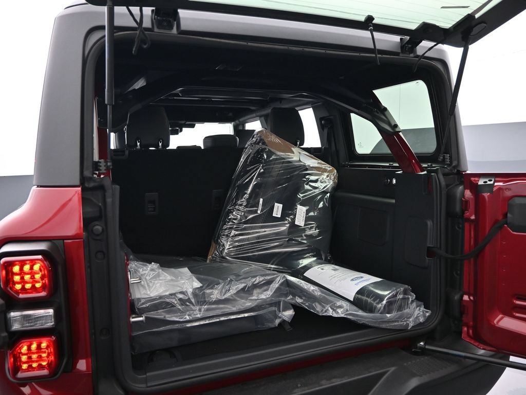New 2026 Ford Bronco Raptor w/ Interior Carbon Fiber Pack AWD/4WD image 34