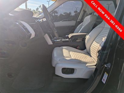 Used 2019 Land Rover Discovery HSE