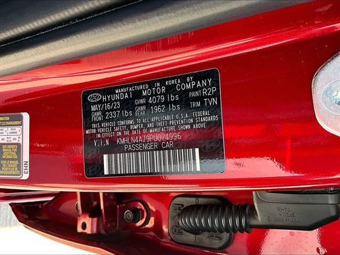 Used 2023 Hyundai Elantra Limited FWD image 33