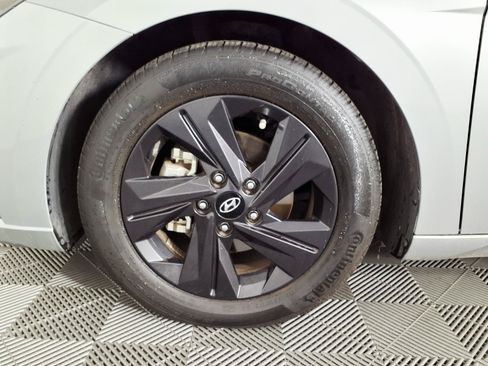Certified 2021 Hyundai Elantra SEL FWD image 7