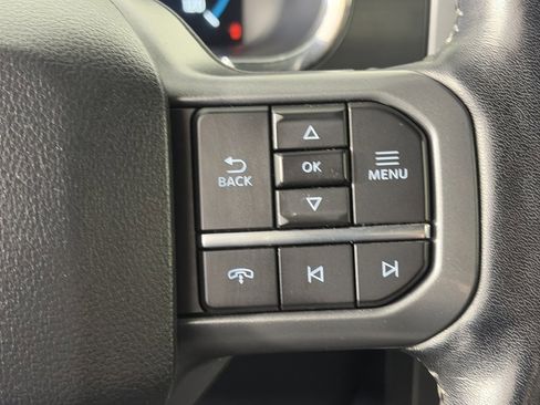 Certified 2022 Ford F150 Lariat w/ Equipment Group 502A High image 18