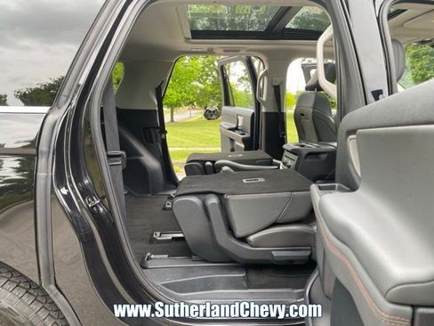 Used 2025 Ford Expedition Max Active AWD/4WD image 44
