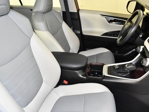 Used 2022 Toyota RAV4 Limited w/ Limited Grade Weather Package AWD/4WD image 43