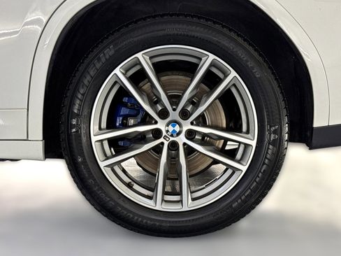 Used 2019 BMW X4 M40i w/ Executive Package image 11
