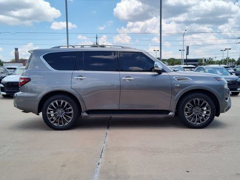 Used 2022 Nissan Armada Platinum RWD image 14