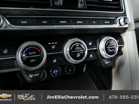 Used 2023 Genesis G70 3.3T w/ Sport Prestige Package image 16