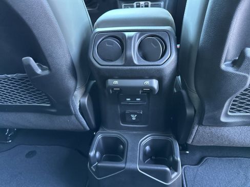 New 2026 Jeep Gladiator Mojave image 51