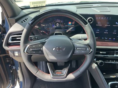 New 2026 Chevrolet Traverse RS w/ LPO, Floor Liner Package image 21