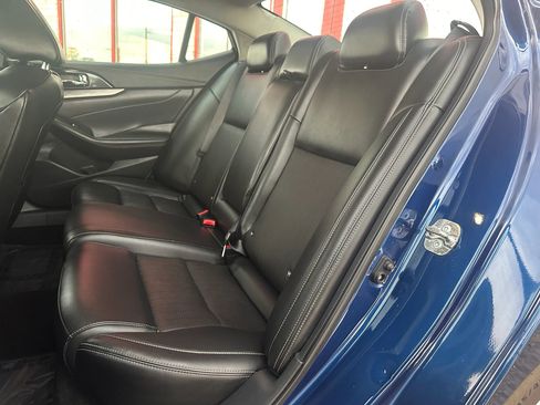 Used 2018 Nissan Maxima 3.5 SL FWD image 11