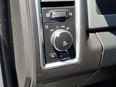 Used 2016 RAM 1500 Big Horn AWD/4WD image 16