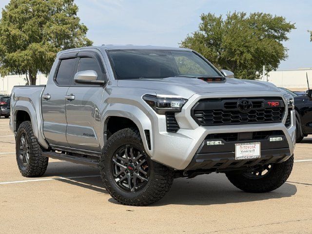 Used 2024 Toyota Tacoma TRD Sport RWD image 2