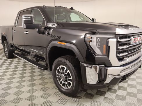Used 2024 GMC Sierra 2500 SLT w/ SLT Premium Package image 1