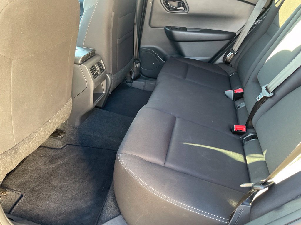 Used 2024 Nissan Rogue S FWD image 18