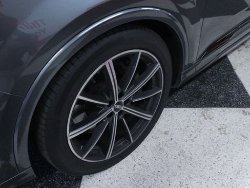 Used 2020 Audi SQ7 Prestige w/ Prestige Package image 34
