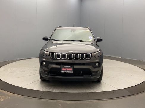Used 2023 Jeep Compass Latitude w/ Convenience Group AWD/4WD image 8