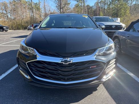 Used 2019 Chevrolet Cruze LT w/ Convenience Package image 7